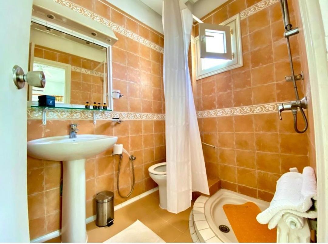 Plaza Corniche Hotel La Marsa Bagian luar foto