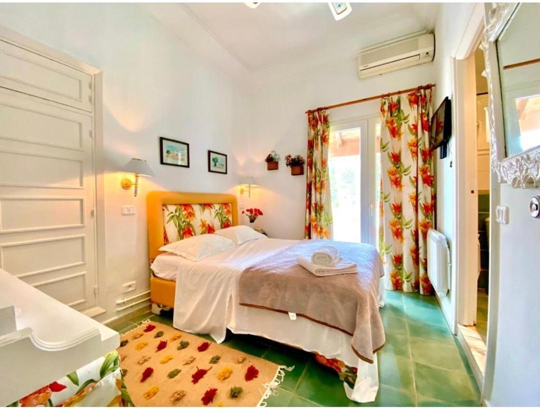 Plaza Corniche Hotel La Marsa Bagian luar foto