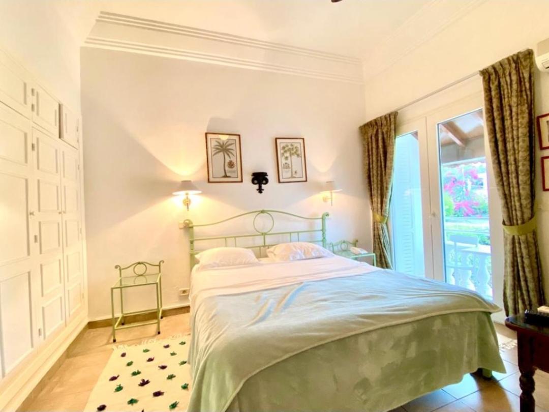 Plaza Corniche Hotel La Marsa Bagian luar foto